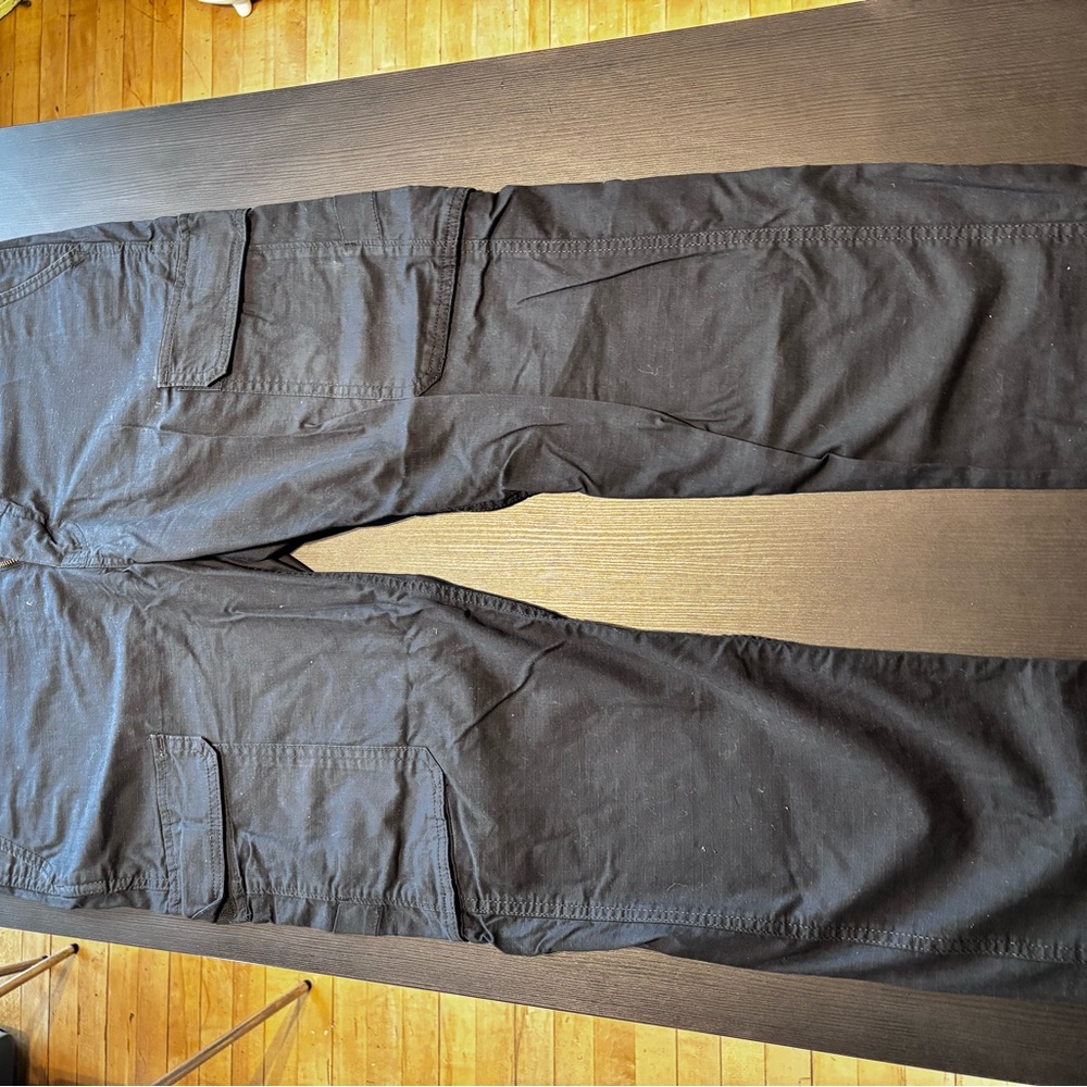 Men's Levis  Black Cargo Pants